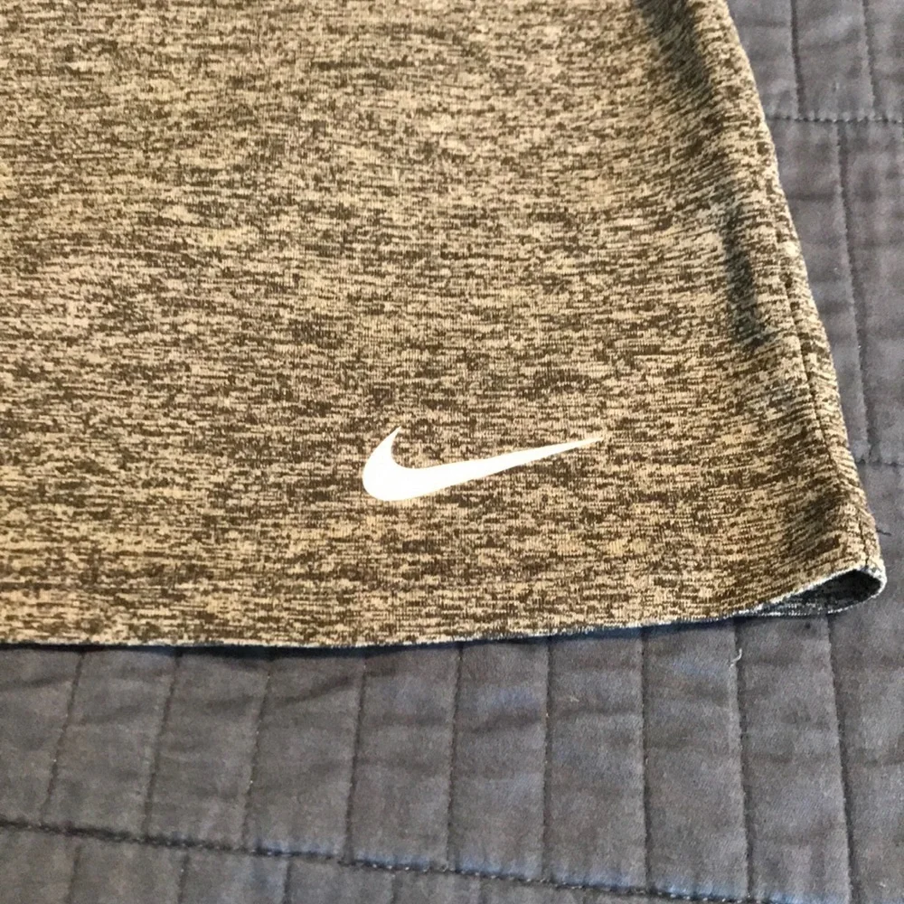 Nike Women’s Dri-Fit Shirt XL